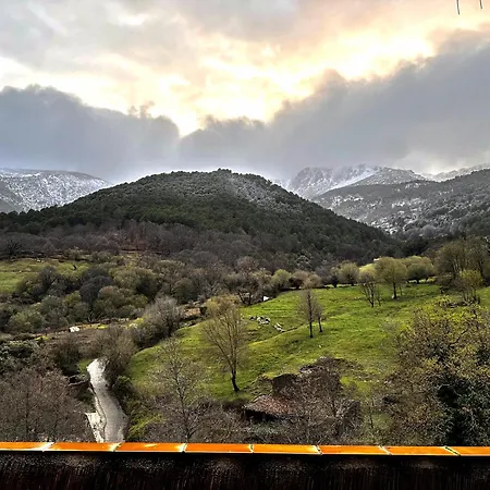 Gredos Starlight House